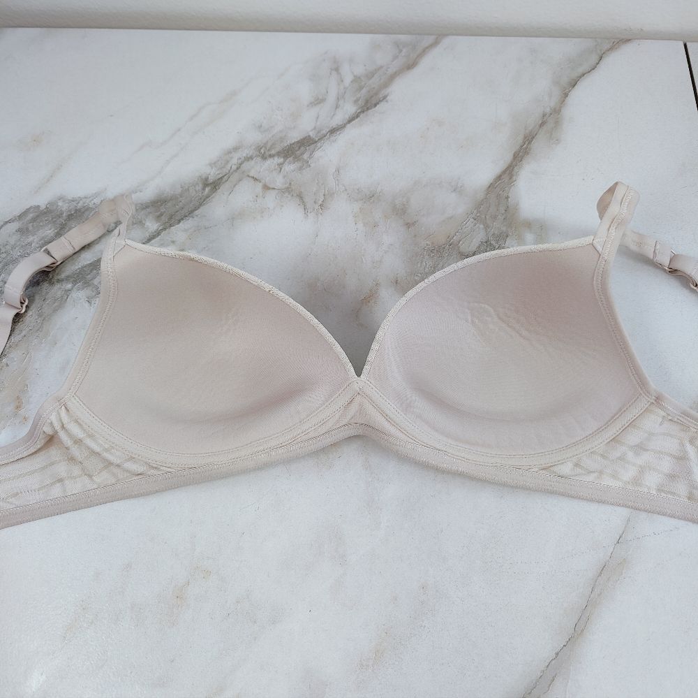 Warner's Elements of Bliss Wireless Wirefree Bra Bralette, Sz 38B - Picture 6 of 11